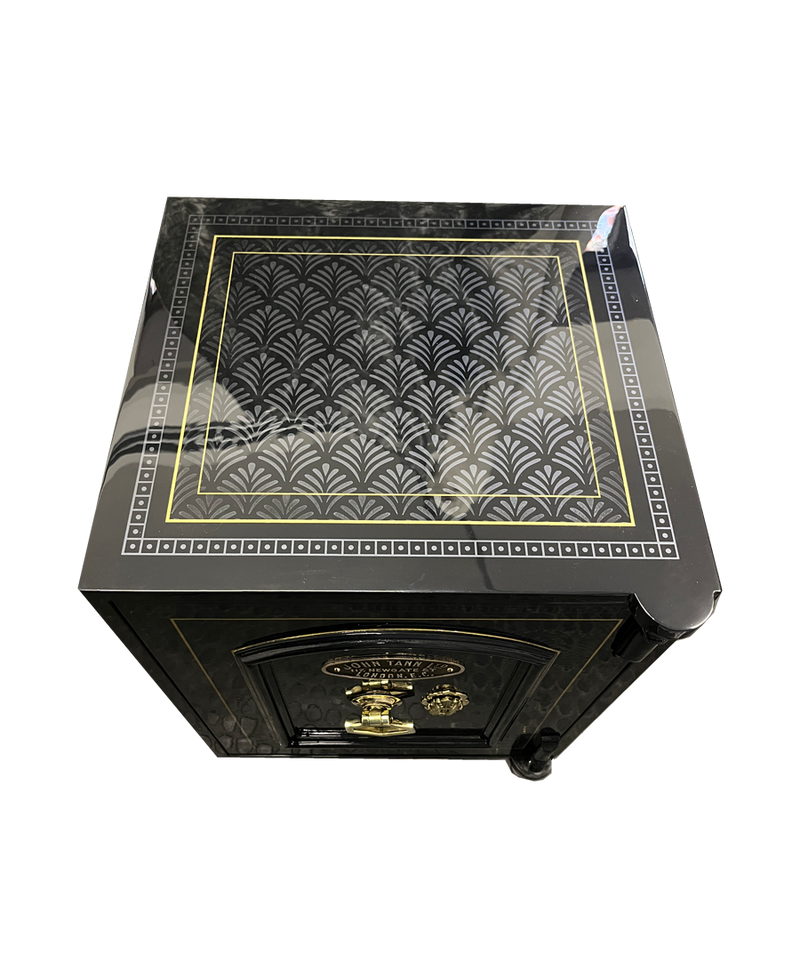 John Tann. London 052